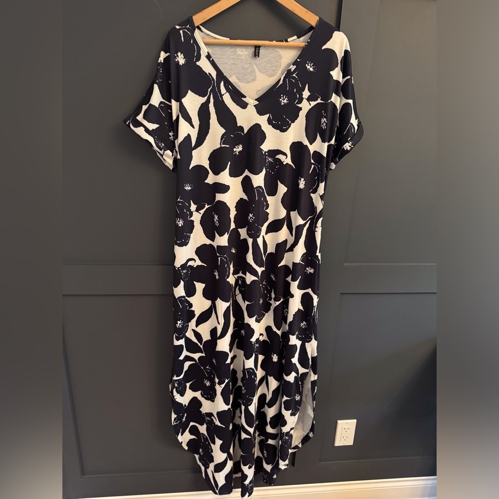 Floral Navy and White V-Neck Dress